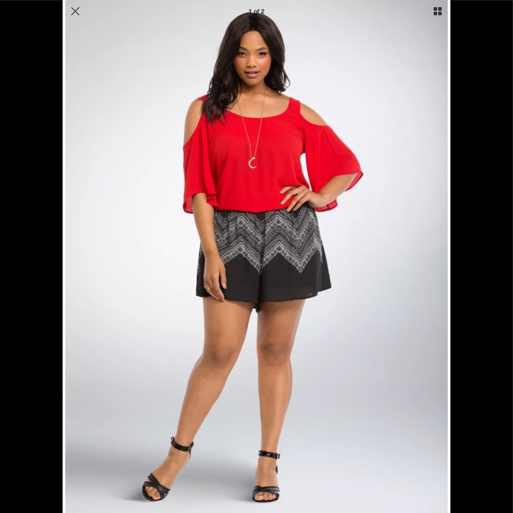 Torrid Glam Rock Georgette Cold Shoulder Top(red)
